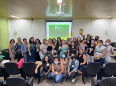 Figura 1- Mães do curso MEI e Equipe Administrativa - Homenagem do dia 06/05/2022